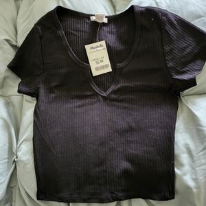 Women's Black Ribbed Top